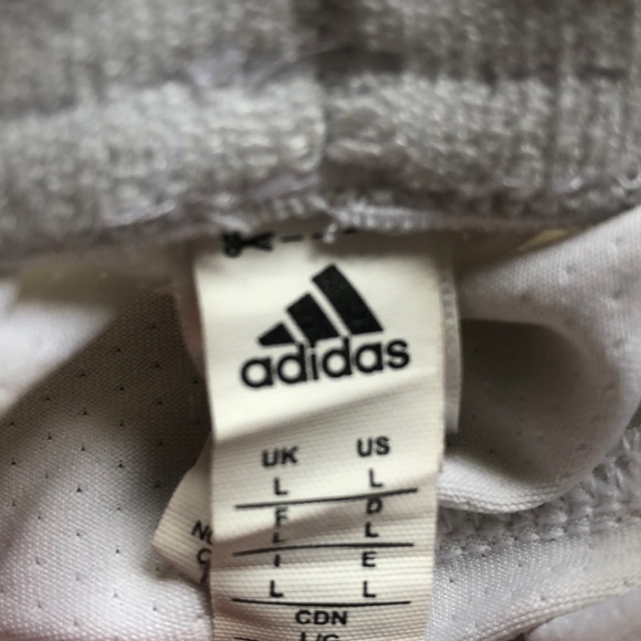 White Adidas Climalite shorts size Large - Picture 3 of 4